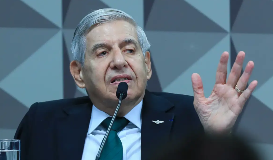 Alexandre de Moraes concede prisão domiciliar a Augusto Heleno após perícia confirmar Alzheimer