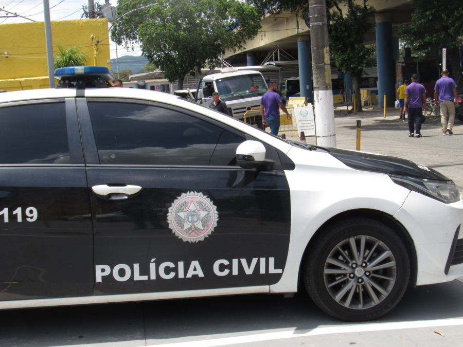 Mulher é morta pelo companheiro na noite de Natal em Inhoaíba