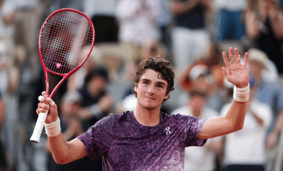Histórico: Brasileiro João Fonseca vence a lenda Novak Djokovic
